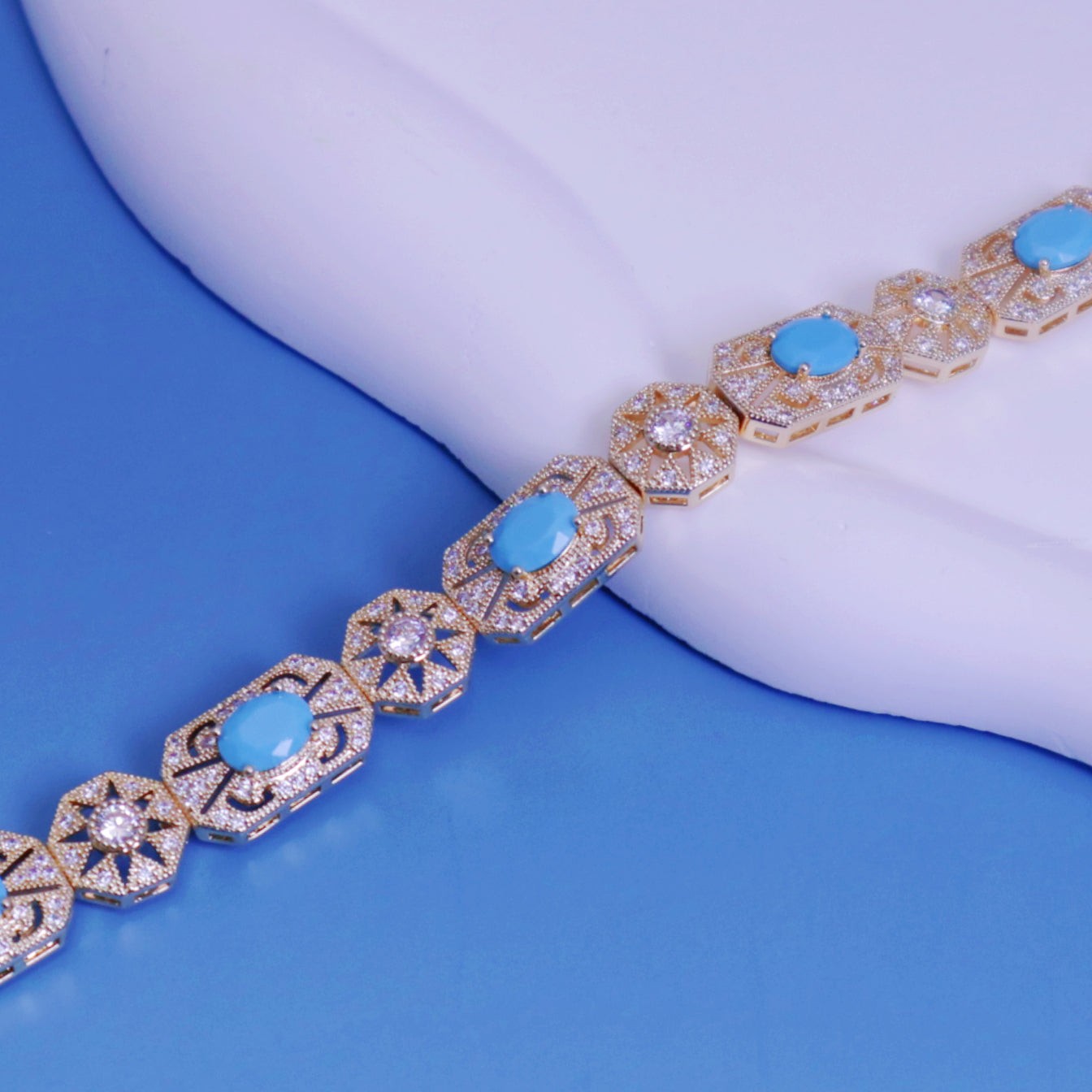 Celestia Aurora Link Bracelet