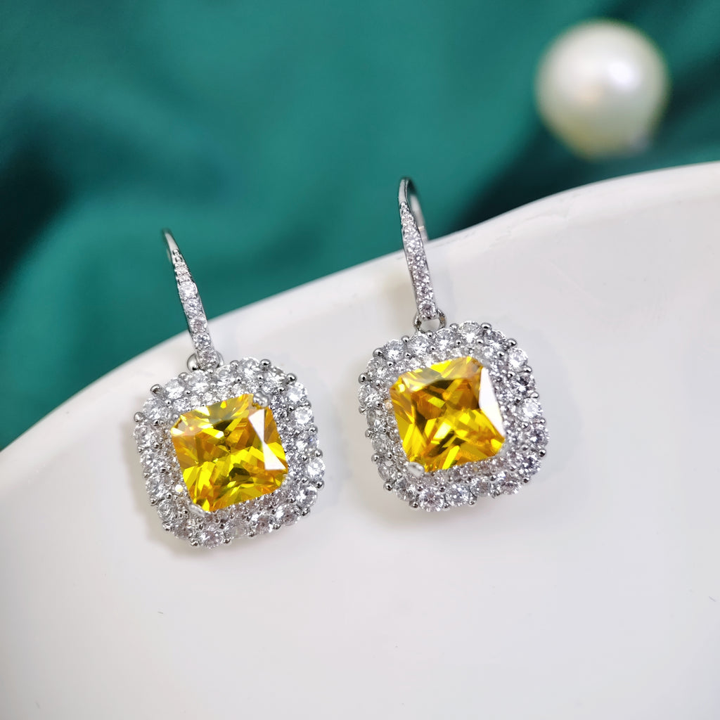 The Lost Love In The Banquet