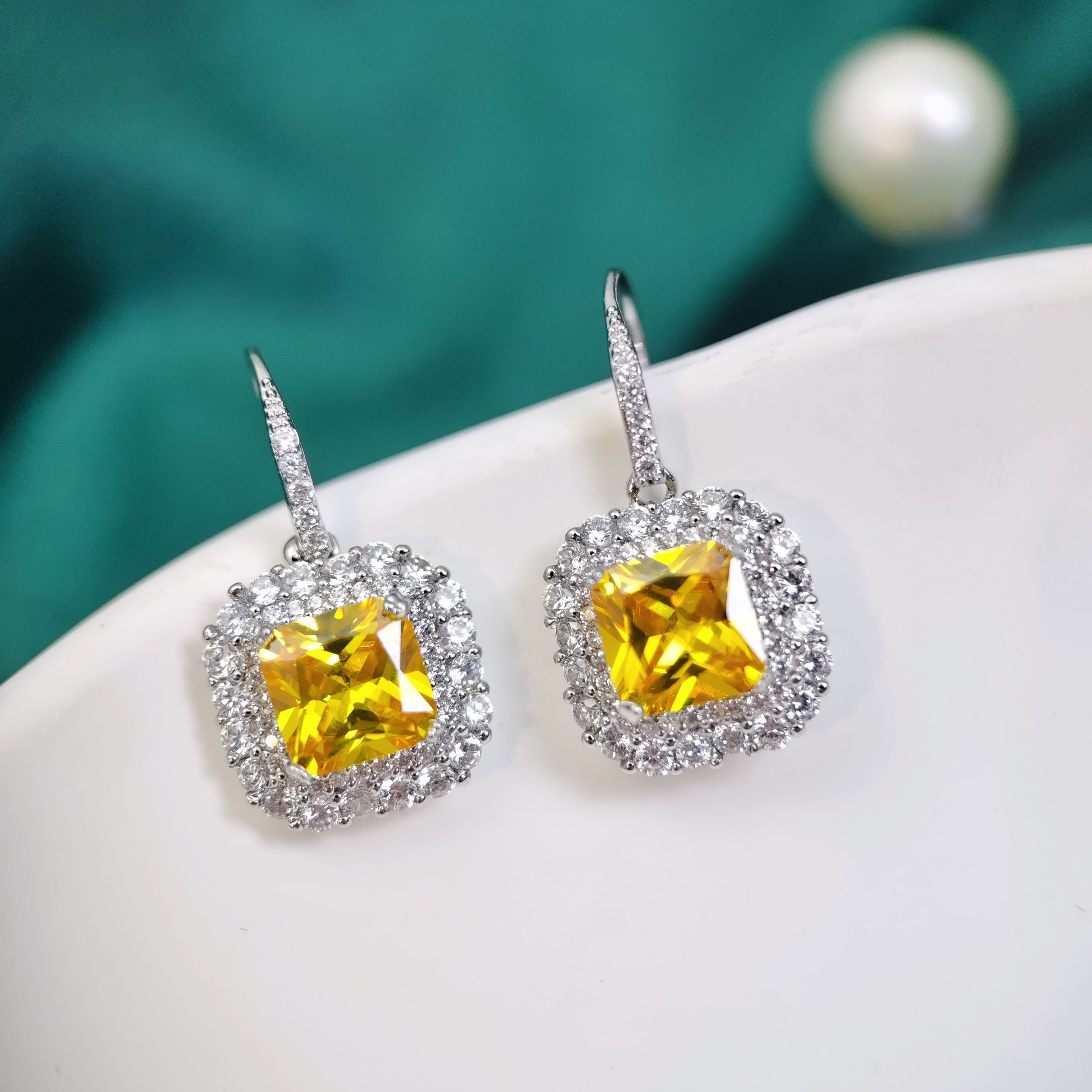 The Lost Love In The Banquet