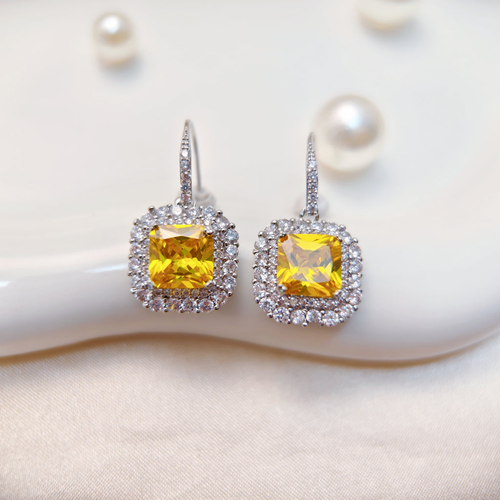 The Lost Love In The Banquet